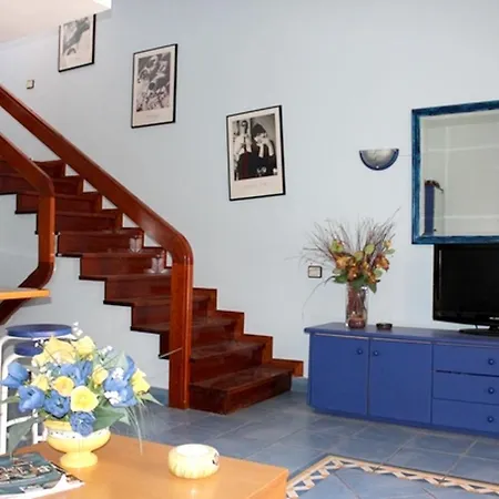 2 Bedrooms House At San Bartolome De Tirajana 300 M Away From The Beach With Sea View Shared Pool And Enclosed Garden Feriehus Playa del Inglés