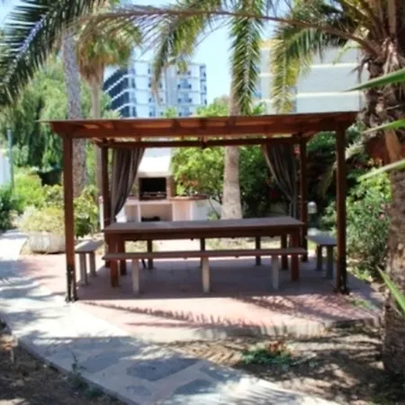 Feriehus 2 Bedrooms House At San Bartolome De Tirajana 300 M Away From The Beach With Sea View Shared Pool And Enclosed Garden
